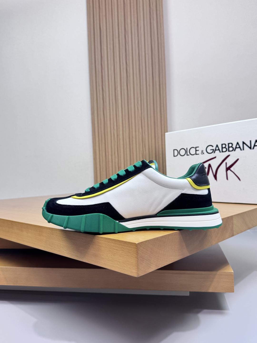 olce & Gabbana shoe